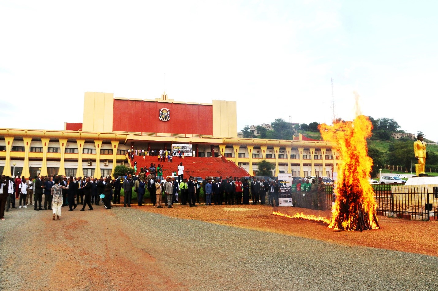 [Symbolic destruction of 144 illicit weapons on 10 Sept 2024 in front of the CAR National Assembly, presided over by CAR State Minister in charge of DDR and Chair of the African Union Peace and Security Council] 